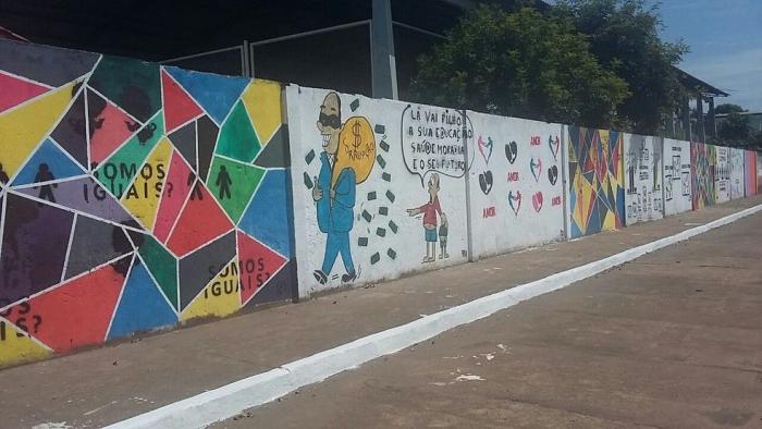 Hora de derrubar muros 