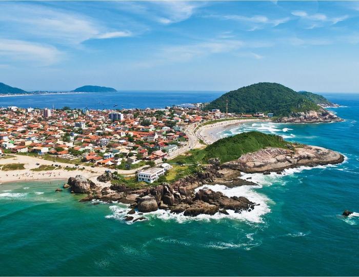 A ilha que não se vende, se vive