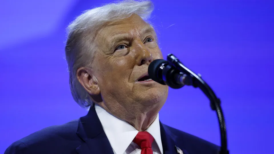 Trump chama Irã de 'perdedor do Oriente Médio' e promete novos ataques