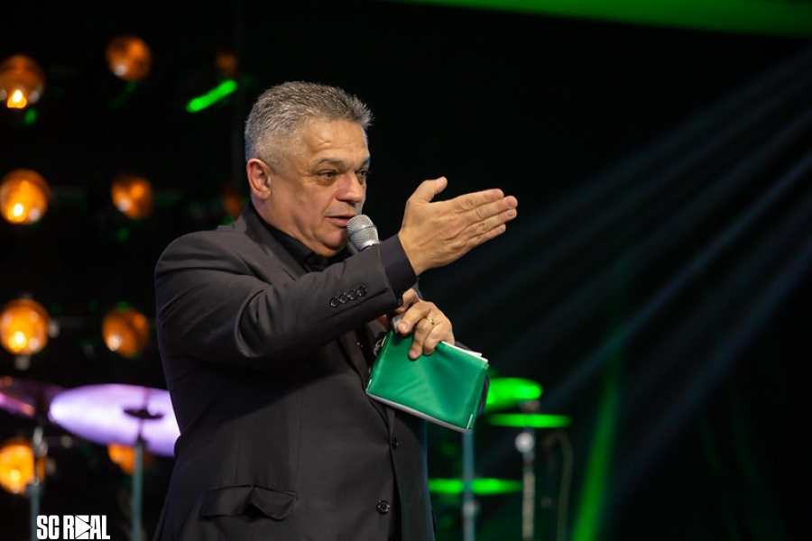 Grande evento em Chapecó marca lançamento da pré-candidatura de João Rodrigues ao governo de SC