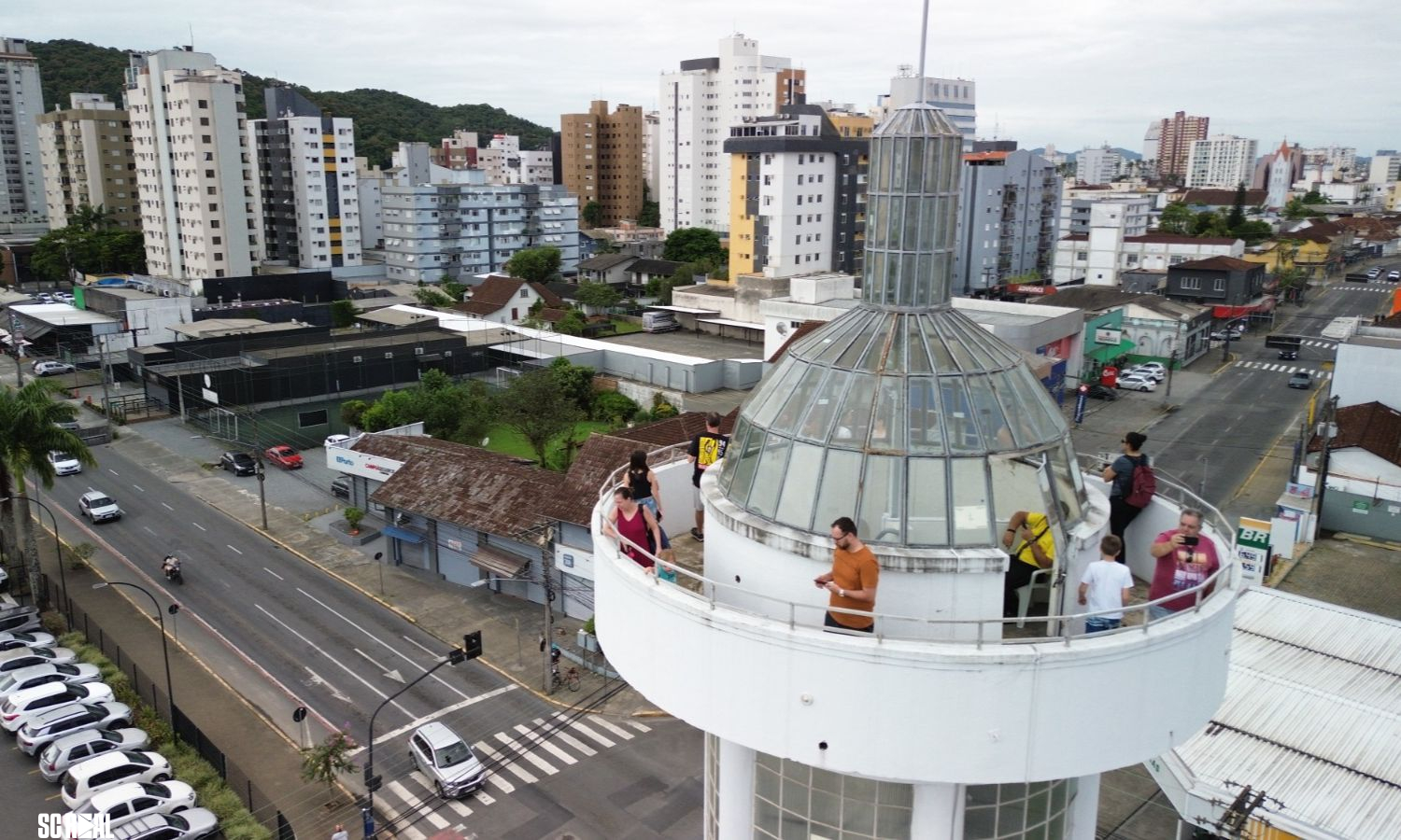 Agenda cultural de Joinville tem visita ao Farol, feiras, exposições e apresentações
