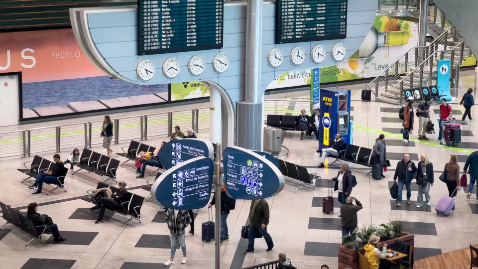 Plano de expansão do aeroporto do Porto tem de ser concluído em dezembro