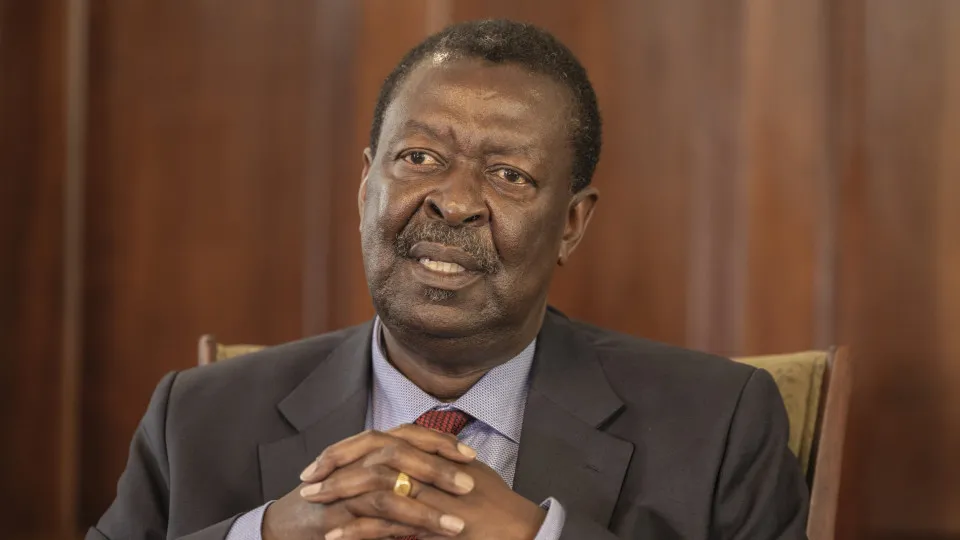 Quenianos na guerra da Ucrânia? Ministro na Rússia para repatriar