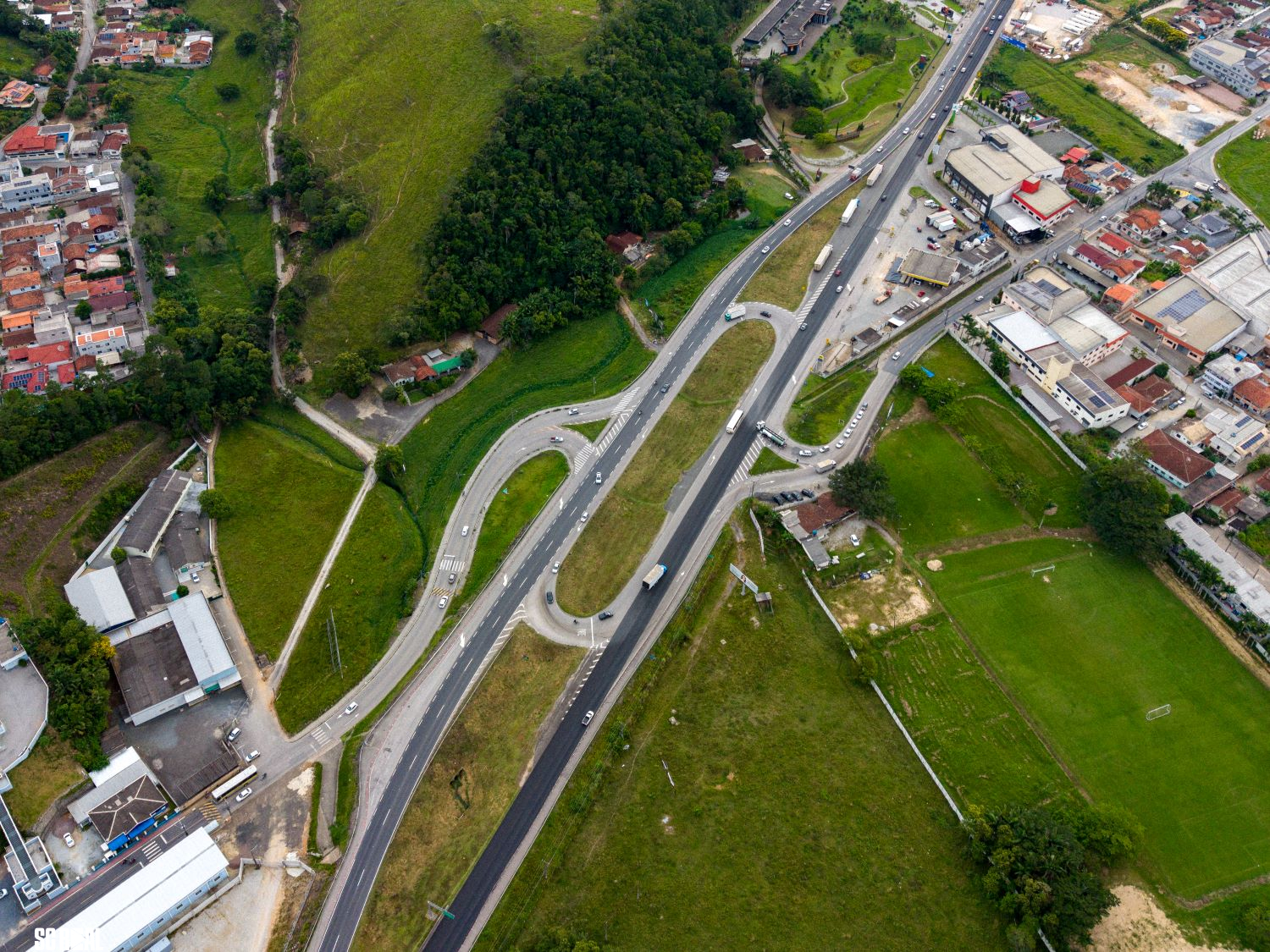 Em Brusque, governador Jorginho Mello assina ordem de serviço para construção do viaduto do Limoeiro