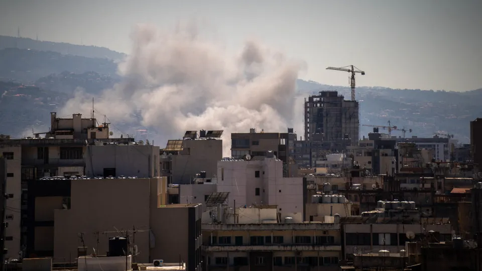 Israel ordena evacuação de cidade de Tiro por ataques contra Hezbollah