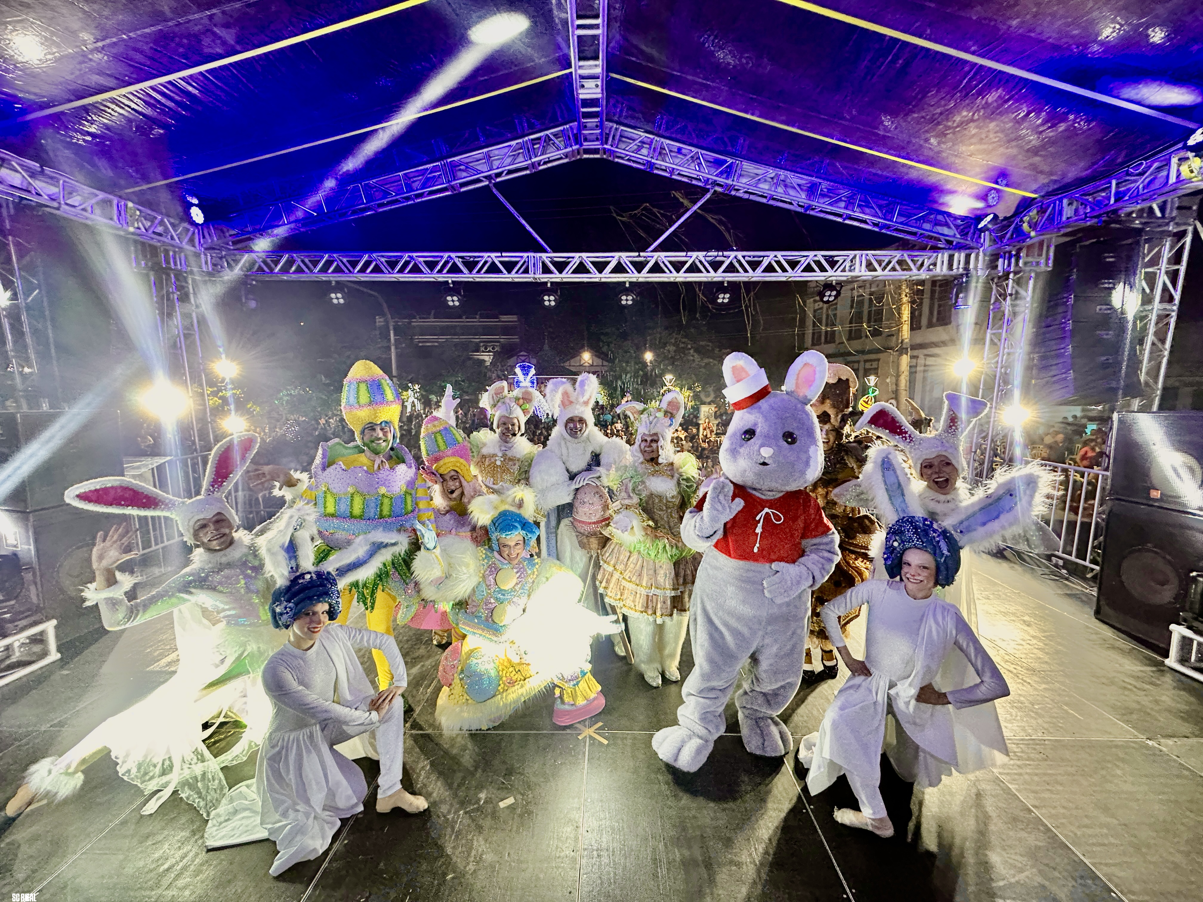    Abertura oficial da programação de Páscoa reúne grande público em São Bento do Sul 