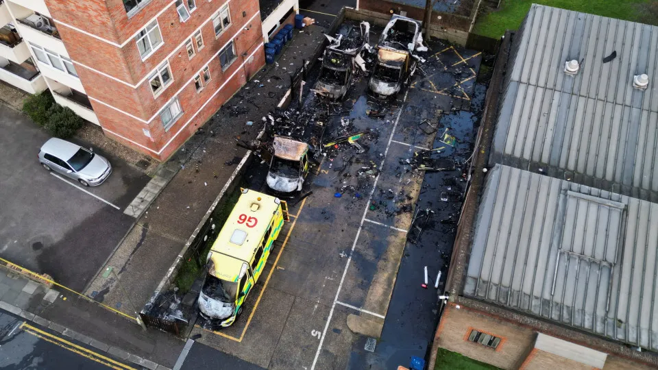 Mais de 250 polícias reforçam proteção da comunidade judaica em Londres