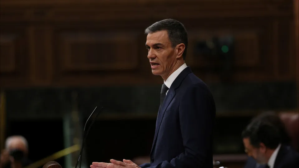 Sánchez fala em "desastre absoluto" e cenário "muito pior" do que em 2023