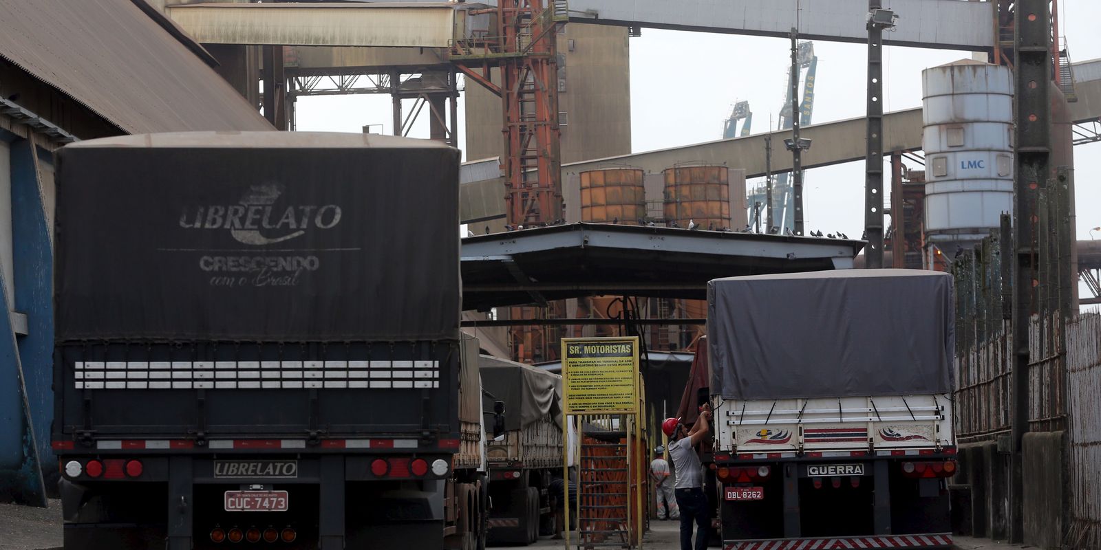 Após MP e resoluções, caminhoneiros descartam paralisação nacional