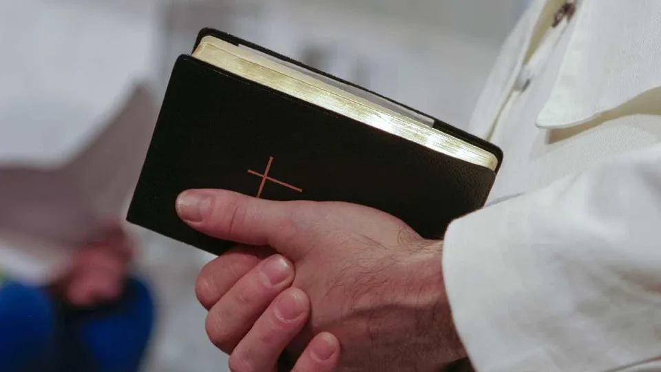 Vítimas de abusos na Igreja classificam compensações como "uma afronta"