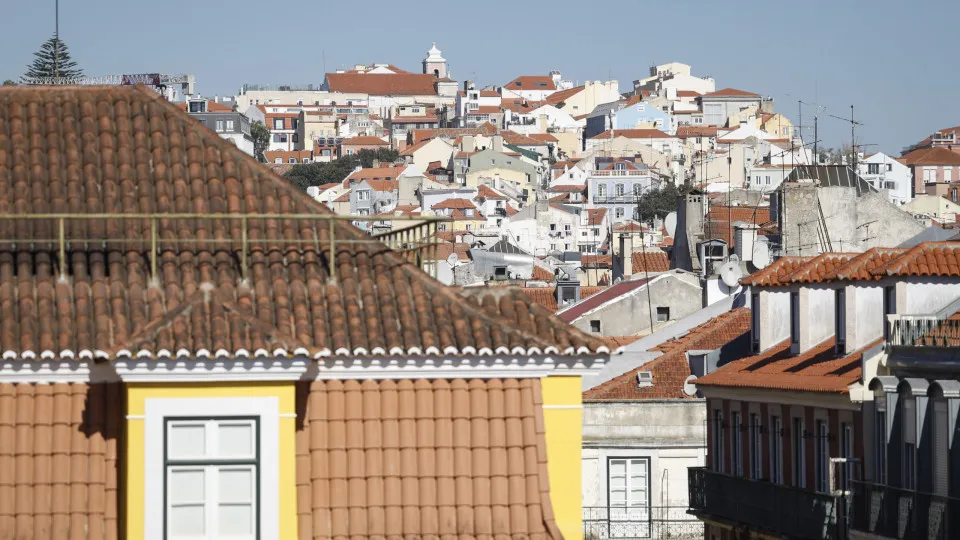 Crédito da casa: Euribor desce a seis e a 12 meses e sobe a três meses