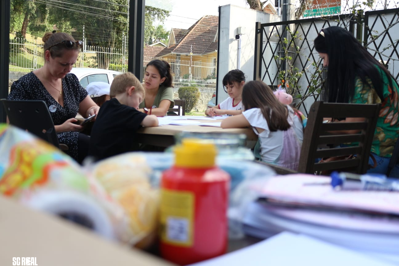 Instituto Internacional Juarez Machado celebra o Mês do Livro com programação especial e oficina gratuita de isogravura