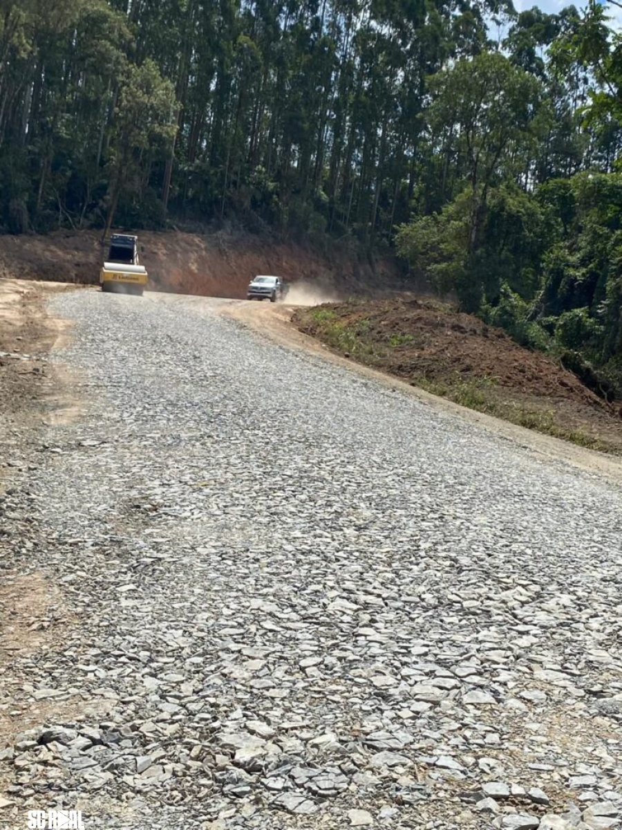 Durante Festa do Pirogue, Governo do Estado autoriza licitação da obra na Serra do Pinheiro Seco em Papanduva