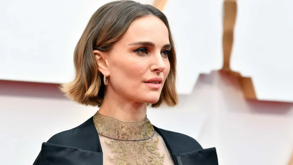 Atriz Natalie Portman está grávida pela 3.ª vez aos 44 anos
