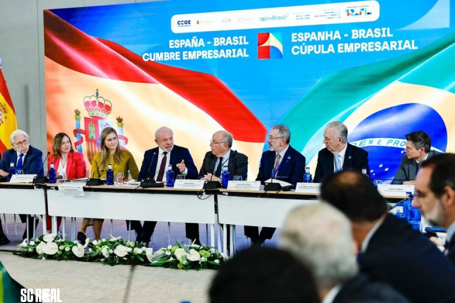 Em Barcelona, Lula destaca solidez da economia brasileira e convida empresários a investir no país