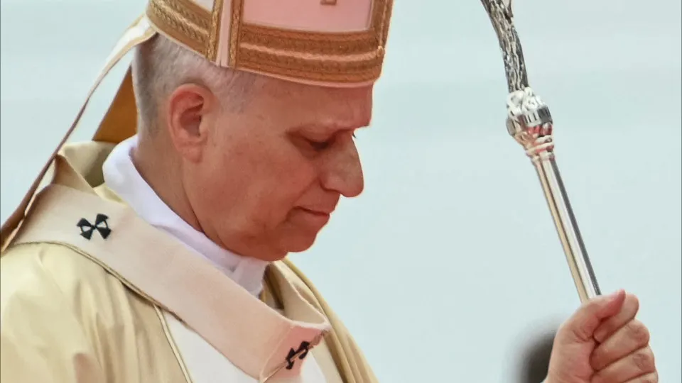 Leão XIV mantém mensagem de Francisco, mas é menos provocador