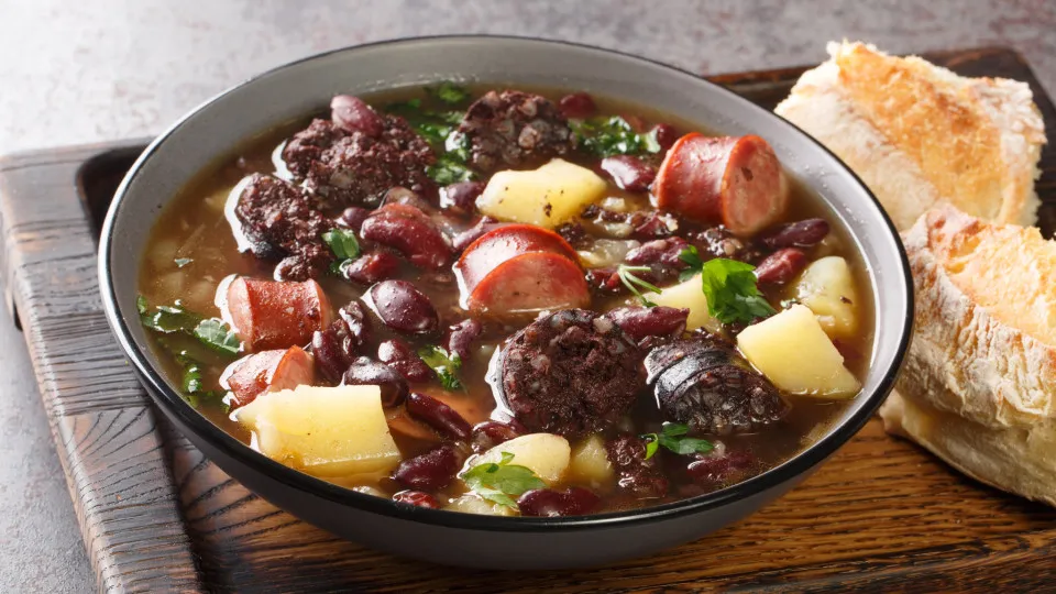 Portugal tem 8 pratos de feijão entre os 100 melhores do mundo