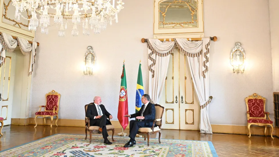 Lula da Silva terminou visita a Portugal que qualificou como "muito boa"