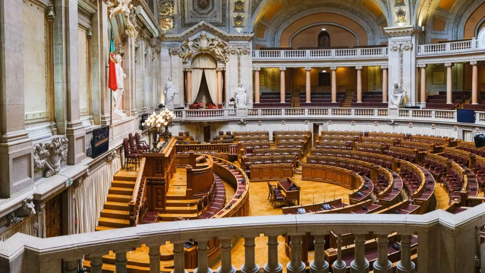 PTRR? "Operação de marketing", "genérico", "fraude política". As reações