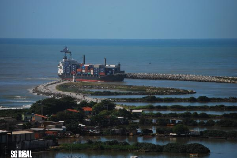 Porto de Itajaí e Marinha do Brasil alinham batimetria e garantem navegabilidade do canal