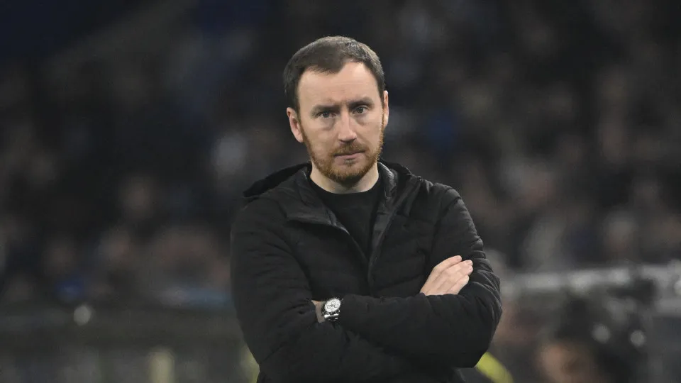 Ian Cathro quer bater Sp. Braga, mas avisa: "O mundo não vai acabar..."