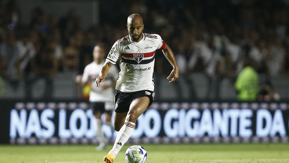 Lucas é banco contra Bahia, e São Paulo traça 'plano' para ídolo ir a campo