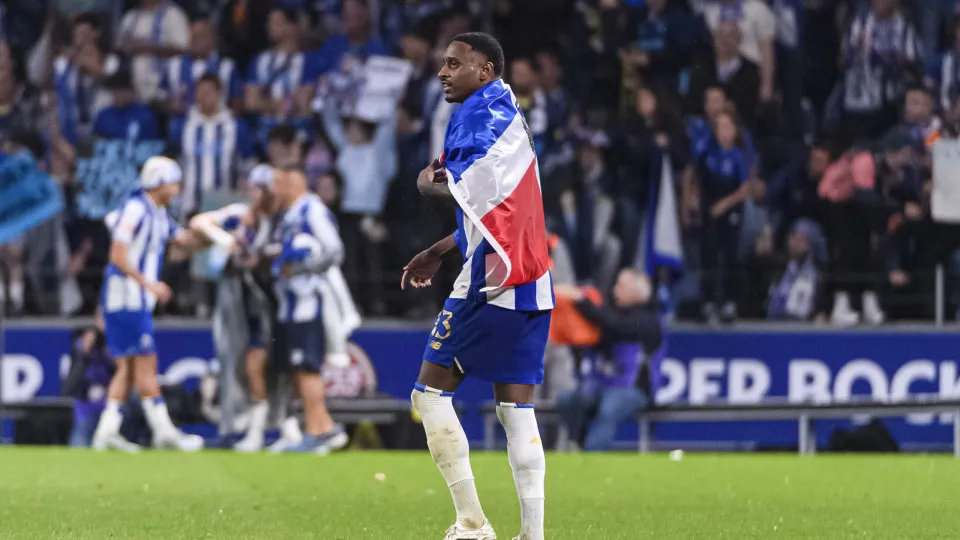 Portugueses festejam vitória do FC Porto em Caracas