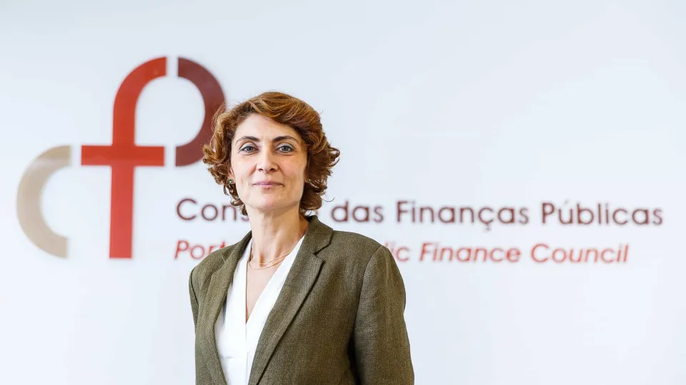 Crescimento previsto de 2% é "provável", mas CFP prefere mais "prudência"