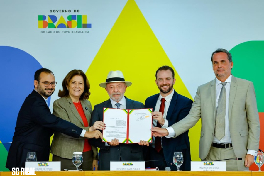 Presidente Lula assina MP do Novo Desenrola 