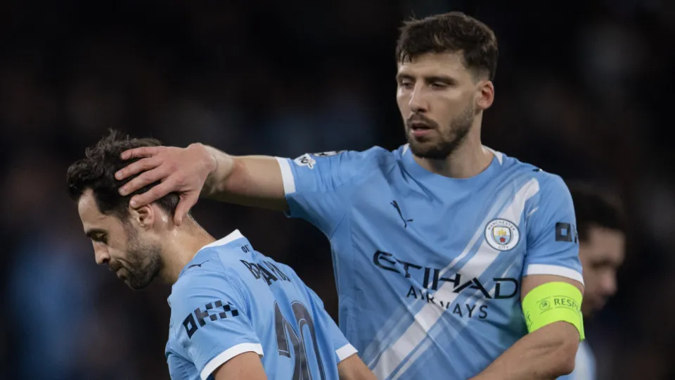 Rúben Dias teve de levar Bernardo a casa após festa de despedida do City