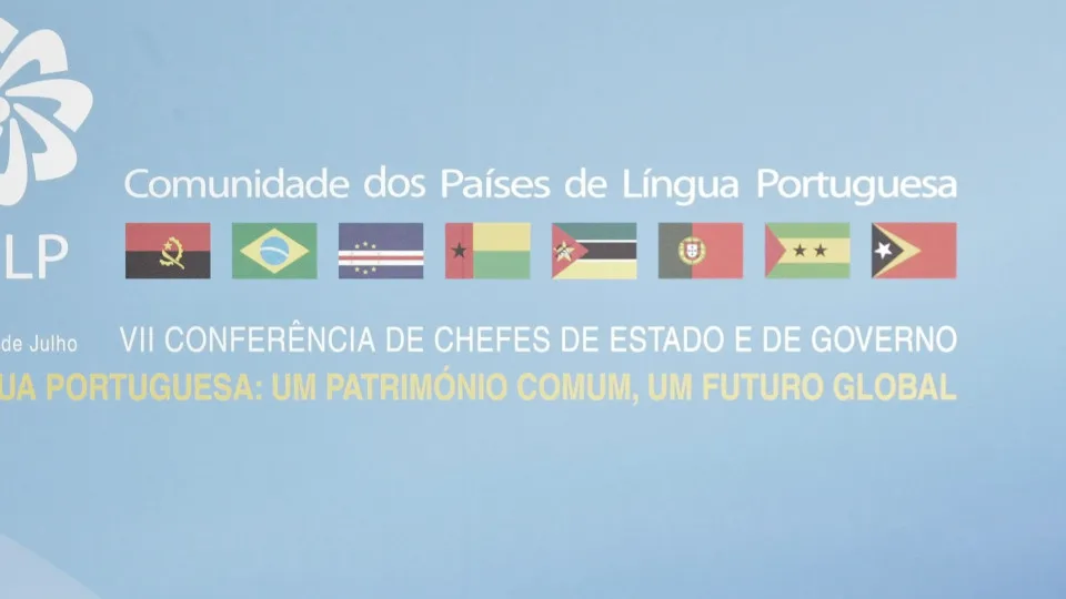 Portugal desafia CPLP a incluir escritores lusófonos na disciplina de português