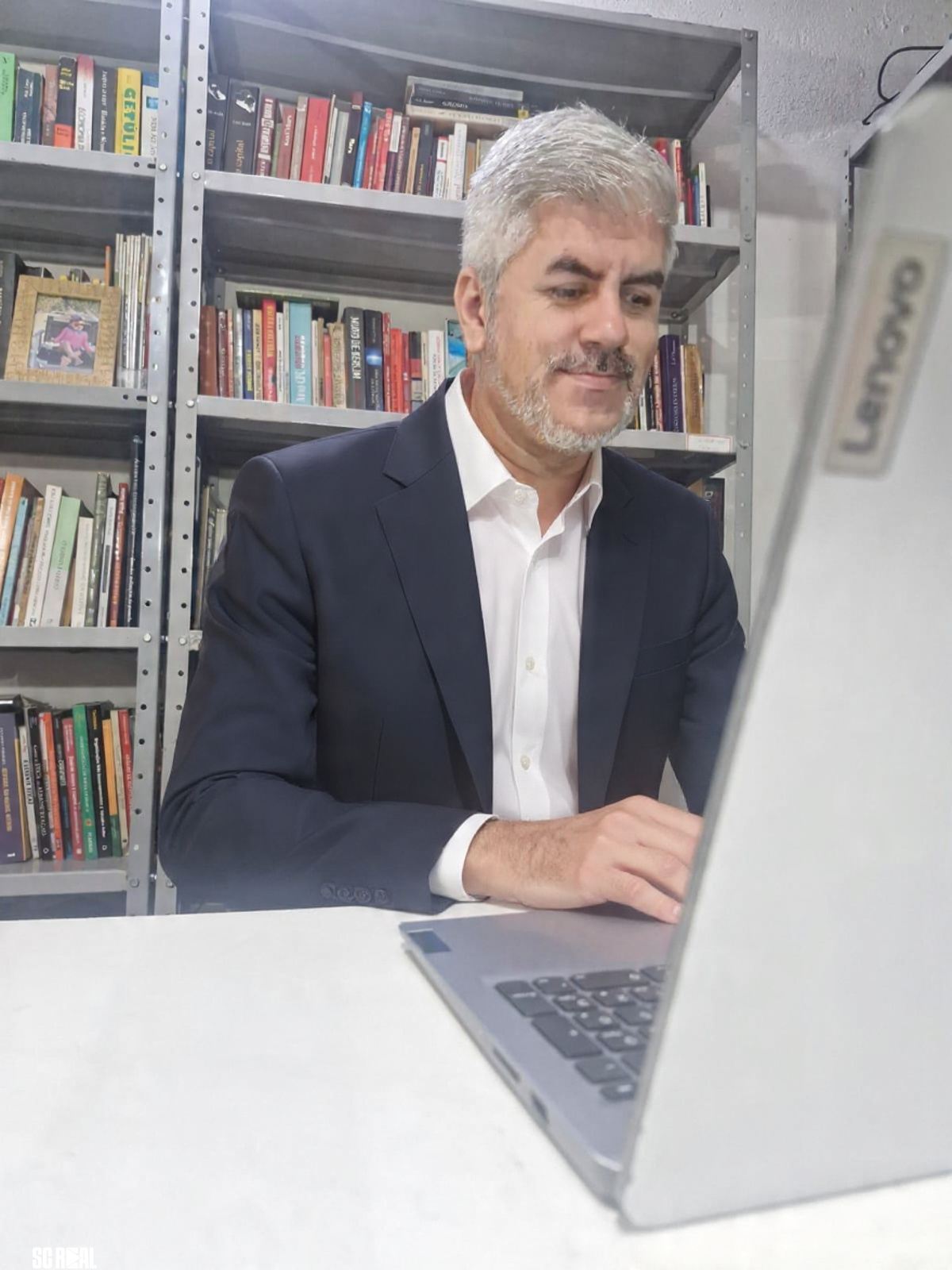 Professor quer montar um mapa das trajetórias dos escritores de Santa Catarina 