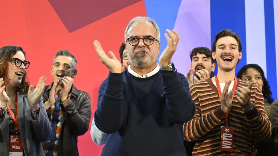 Pureza diz que Governo "soma derrota atrás de derrota" após decisão do TC