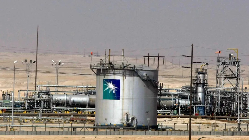 Lucro da saudita Aramco sobe mais de 25% no 1.º trimestre