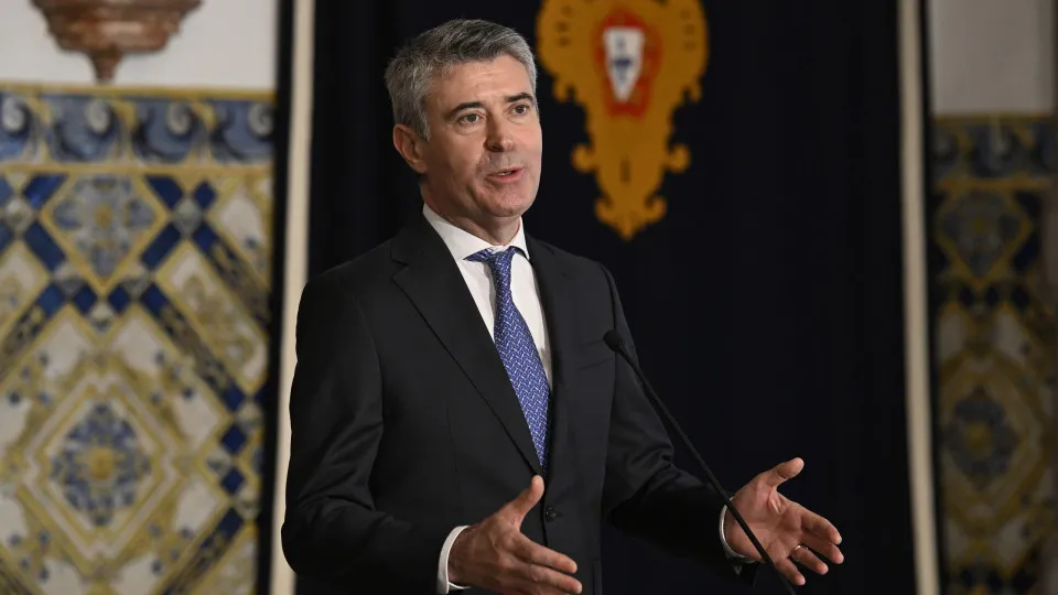 "Governo perdeu a credibilidade" na negociação da reforma laboral