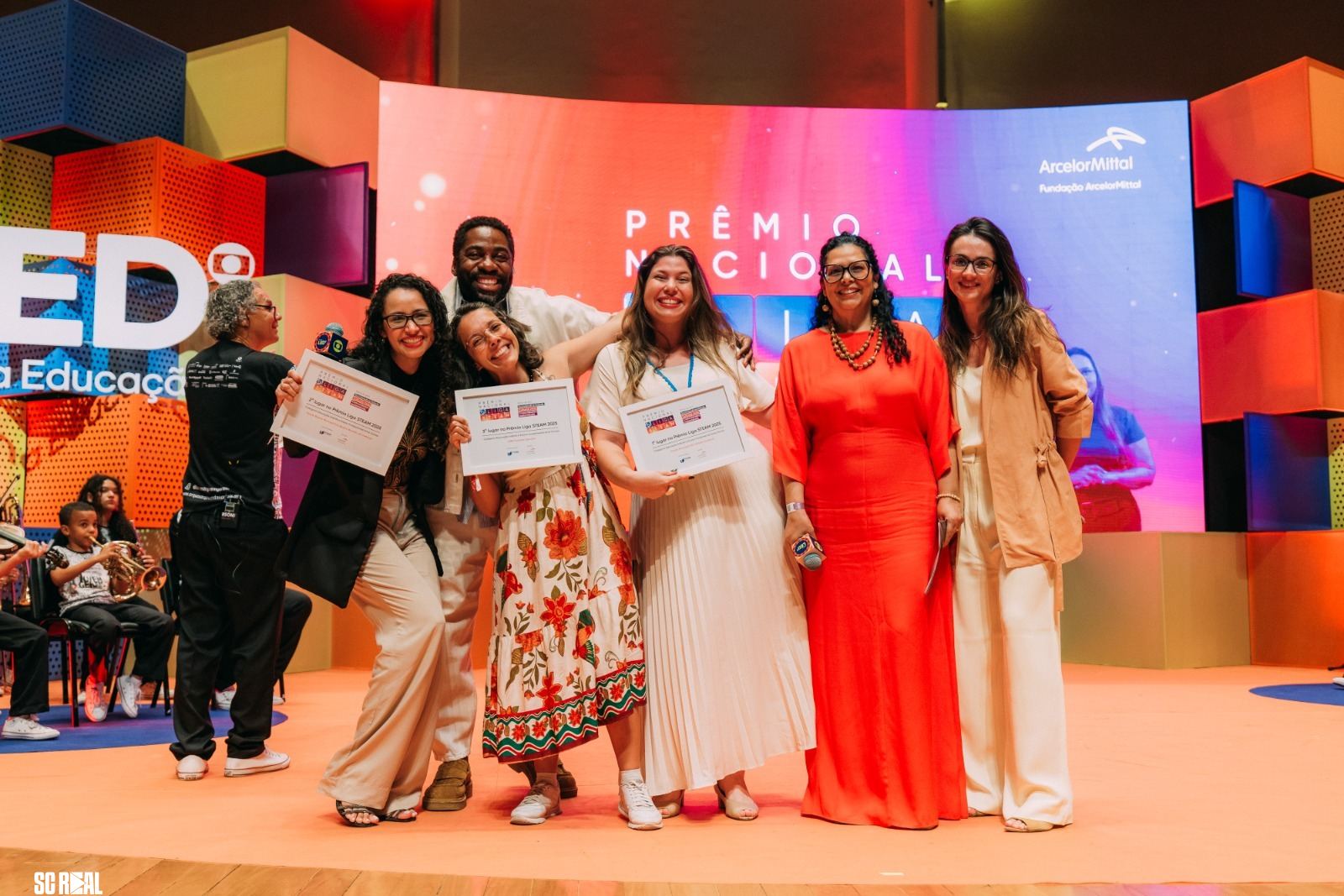 Escolas de São Francisco do Sul são premiadas no Prêmio Nacional Liga STEAM 2025