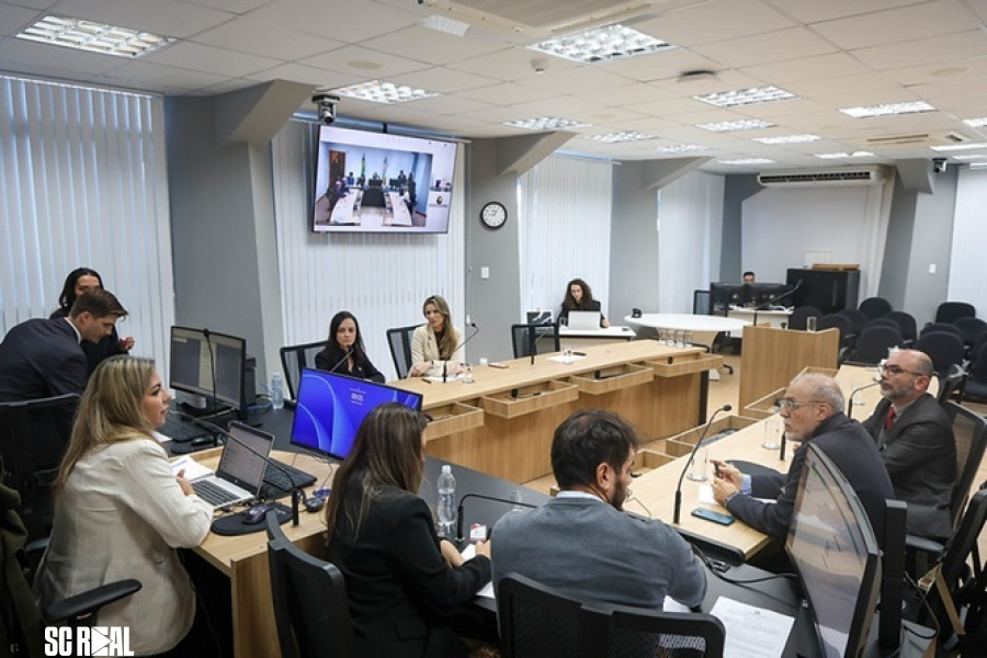 TJSC realiza audiência de conciliação entre Sintrasem e Prefeitura de Florianópolis 