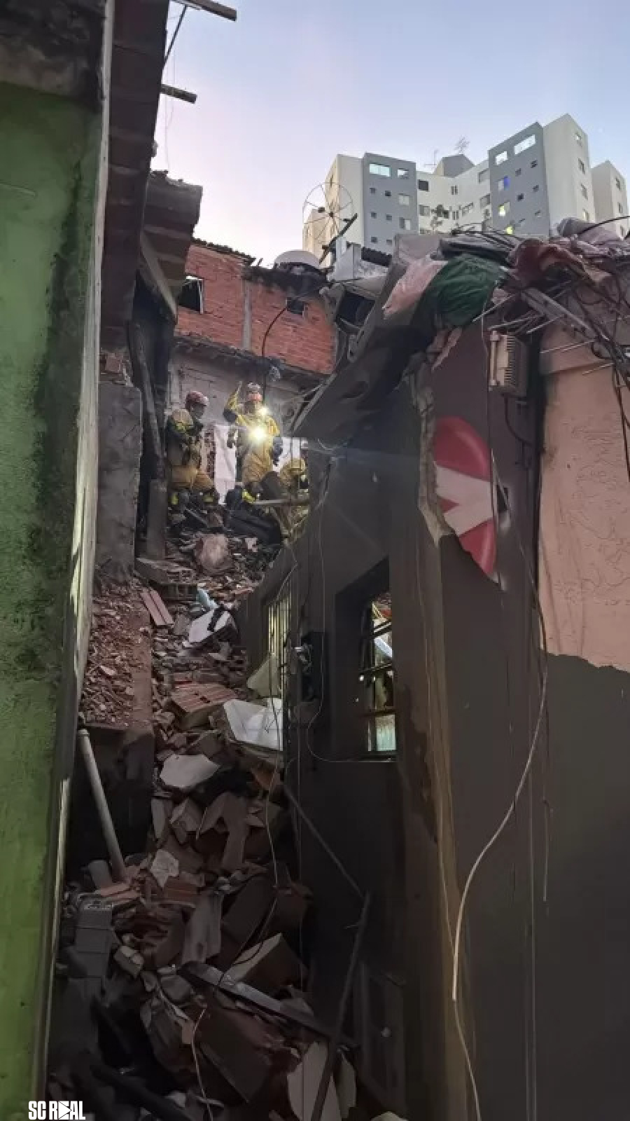 SP: explosão na região do Jaguaré danifica diversas residências