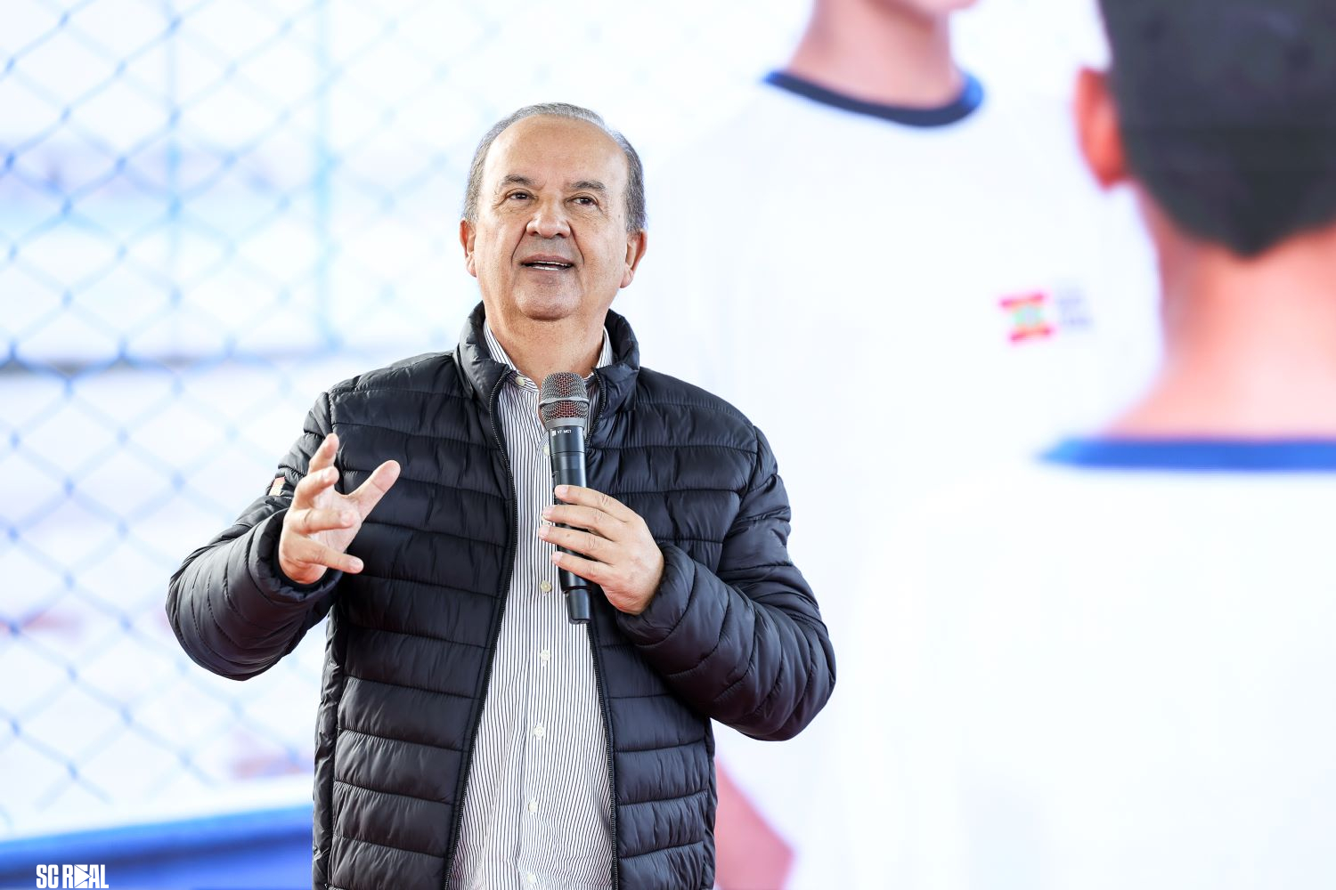 Em Cocal do Sul, governador anuncia investimentos para infraestrutura e habitação 