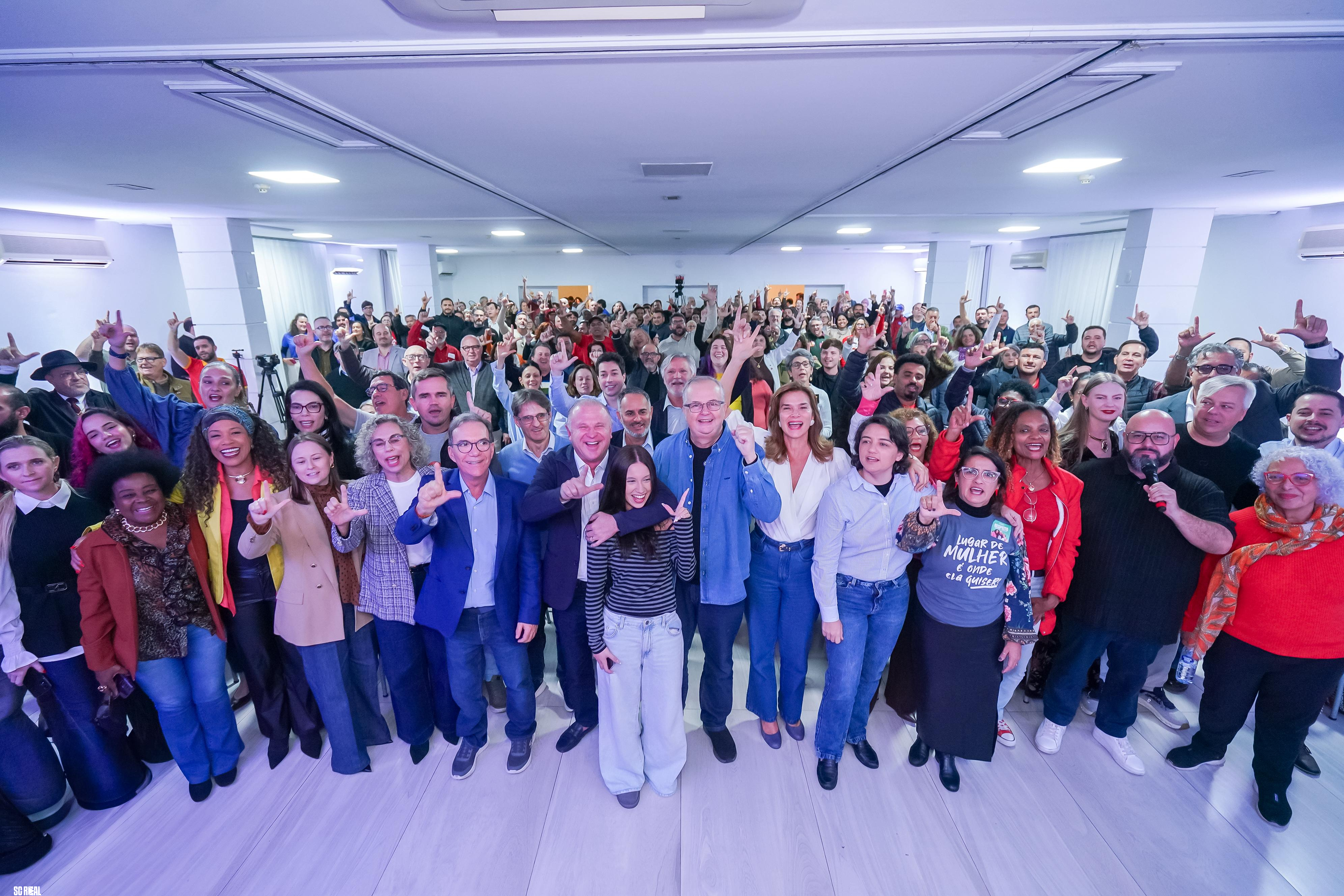 Campo Democrático une forças para ampliar apoio a Lula e construir projeto histórico em Santa Catarina