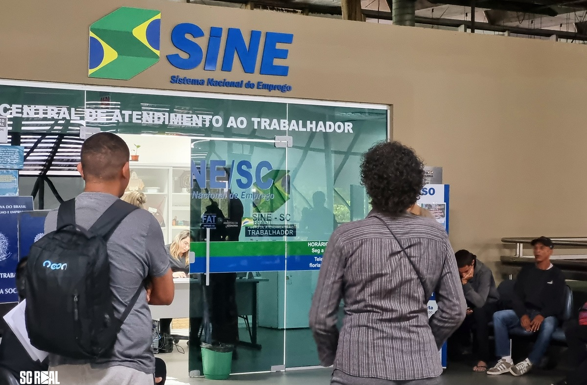 Feirão de Empregos do Sine oferece mais de mil vagas na Grande Florianópolis