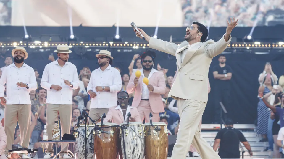 É dia de Bad Bunny: Tudo o que sabe sobre o "BAILE INoLVIDABLE" em Lisboa