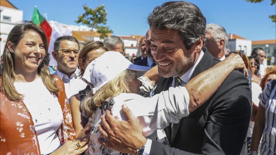 Ventura admite viabilizar reforma laboral se Governo aceitar condições