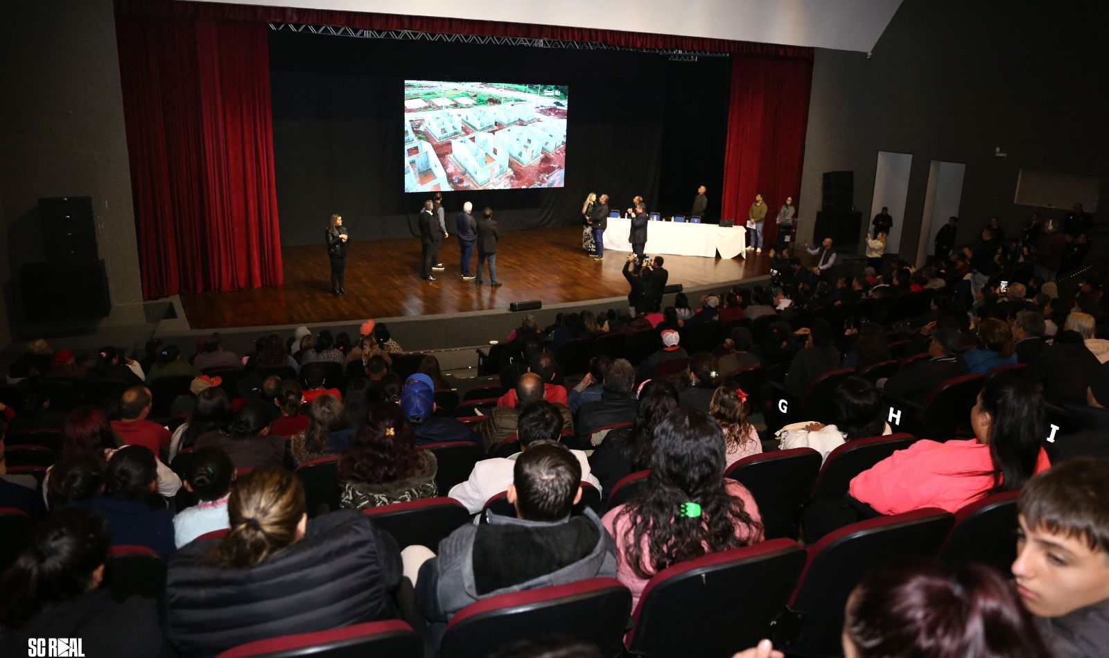 Prefeitura de Chapecó viabiliza a conquista da casa própria paras 82 famílias