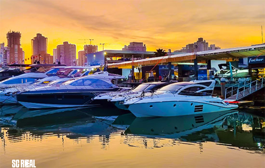 Barco operado a hidrogênio e telão para assistir aos jogos da Copa: veja as novidades do Marina Itajaí Boat Show