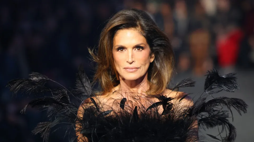 Cindy Crawford vai fazer cirurgia plástica? "O meu marido é contra"