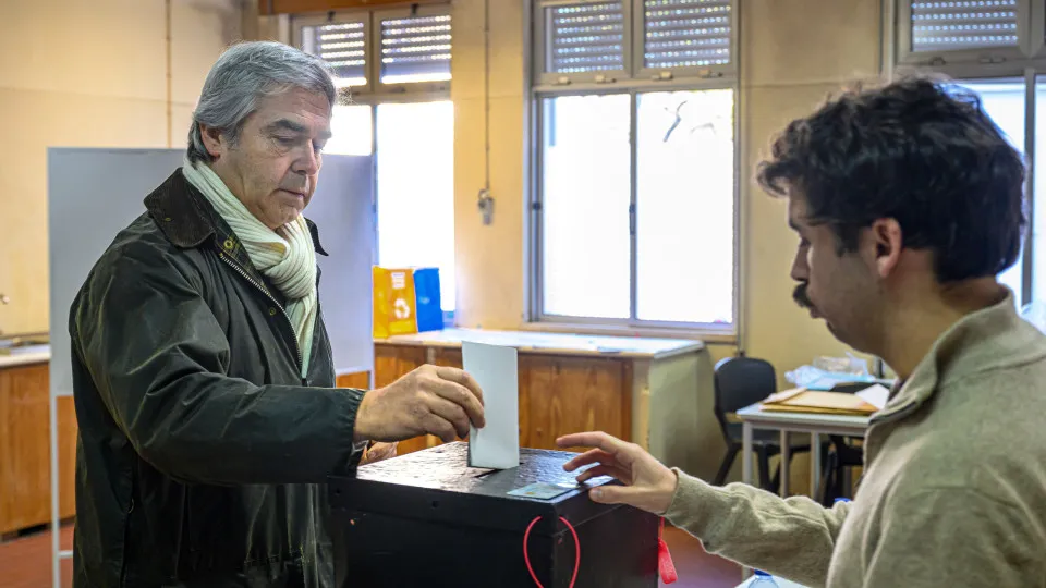 "Quem for escolhido deve ser o garante das instituições", diz Nuno Melo