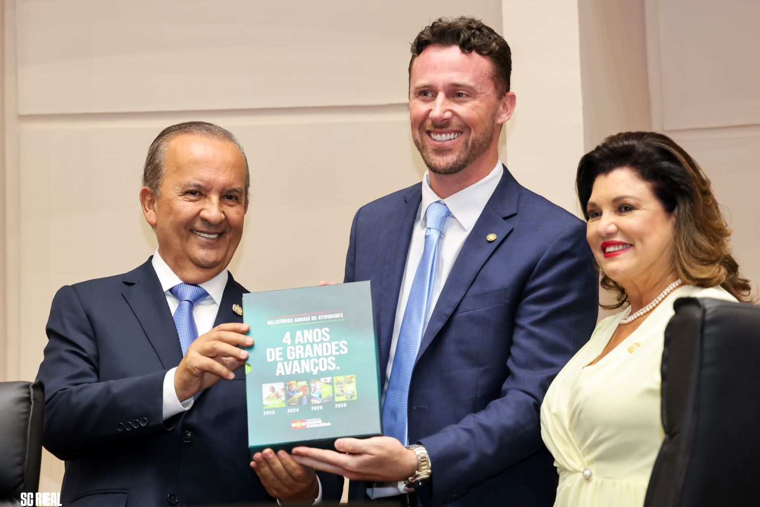 Governador abre ano legislativo, destaca execução total do Plano de Governo e maior volume de investimentos da história do Estado