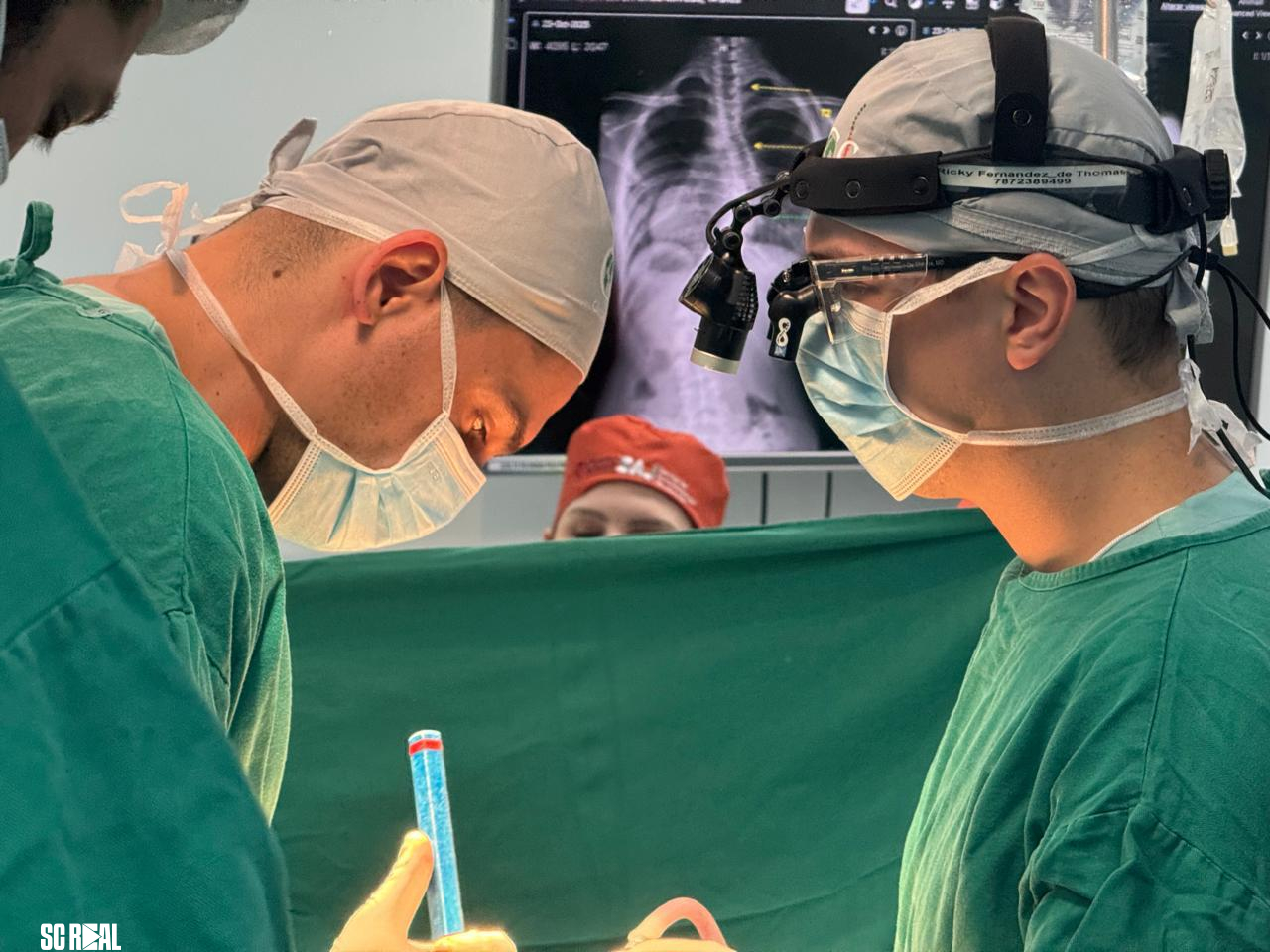 Hospital Infantil de Joinville realiza cirurgias de coluna com especialistas do Brasil e dos EUA