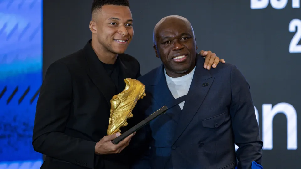 "Perder o filho aos 13 anos?" Pai de Mbappé recorda passado de sacrifício